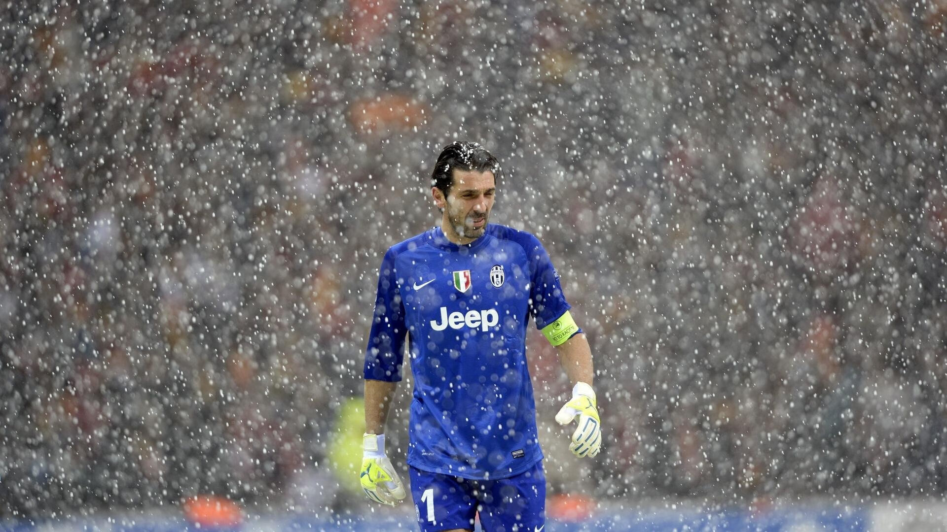 kaiyun.com-史上最青涩的欧冠球员，他们的荣光星途，欧冠新星