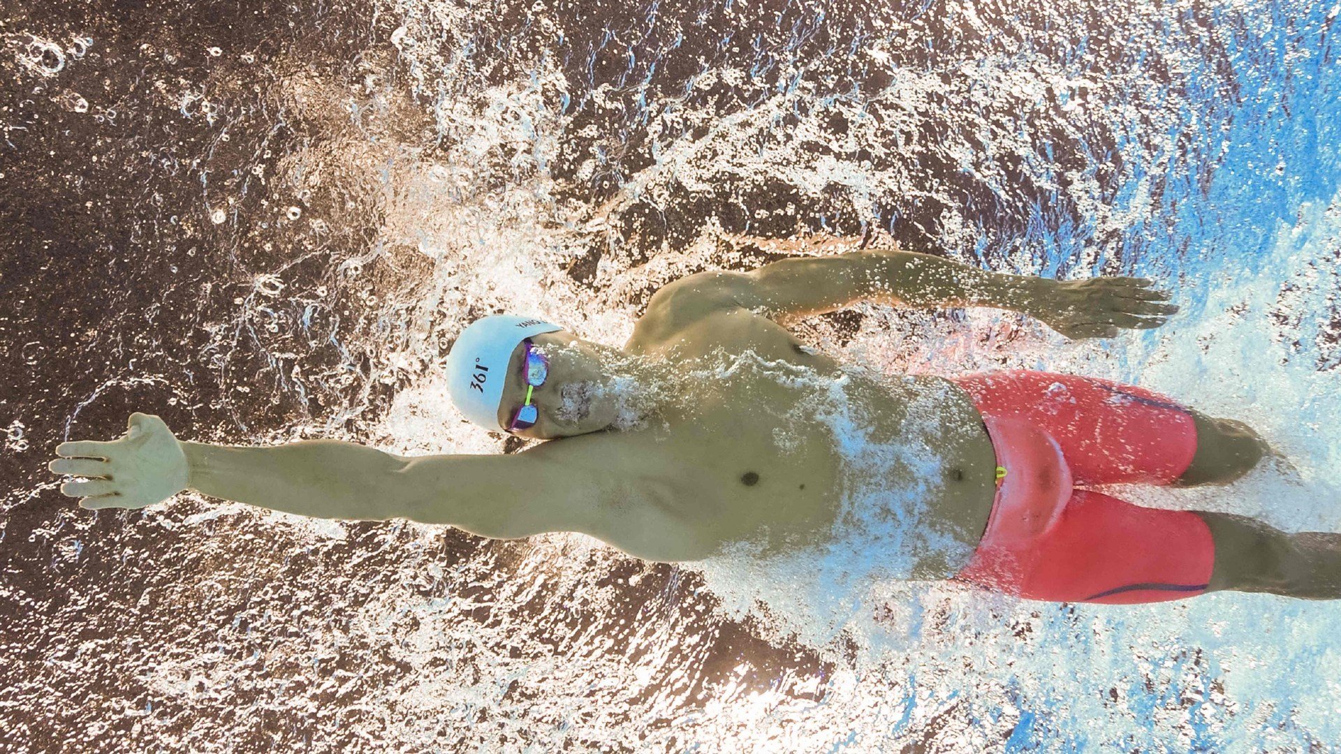 开云平台-塞内加尔队前锋洛佩斯在巴黎奥运会上表现出色，洛佩和塞万提斯